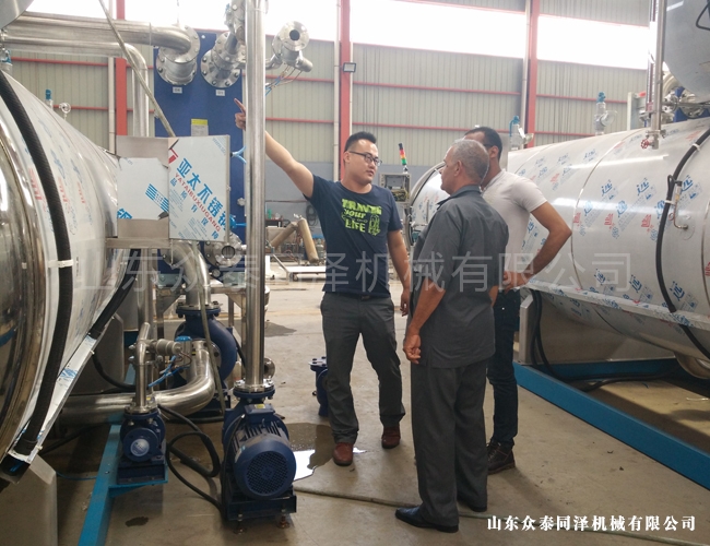 美國殺菌鍋客戶來廠驗貨